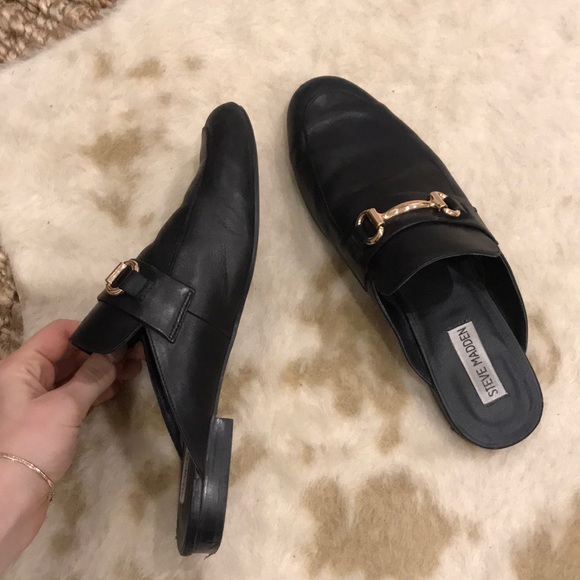 steve madden shoes run small